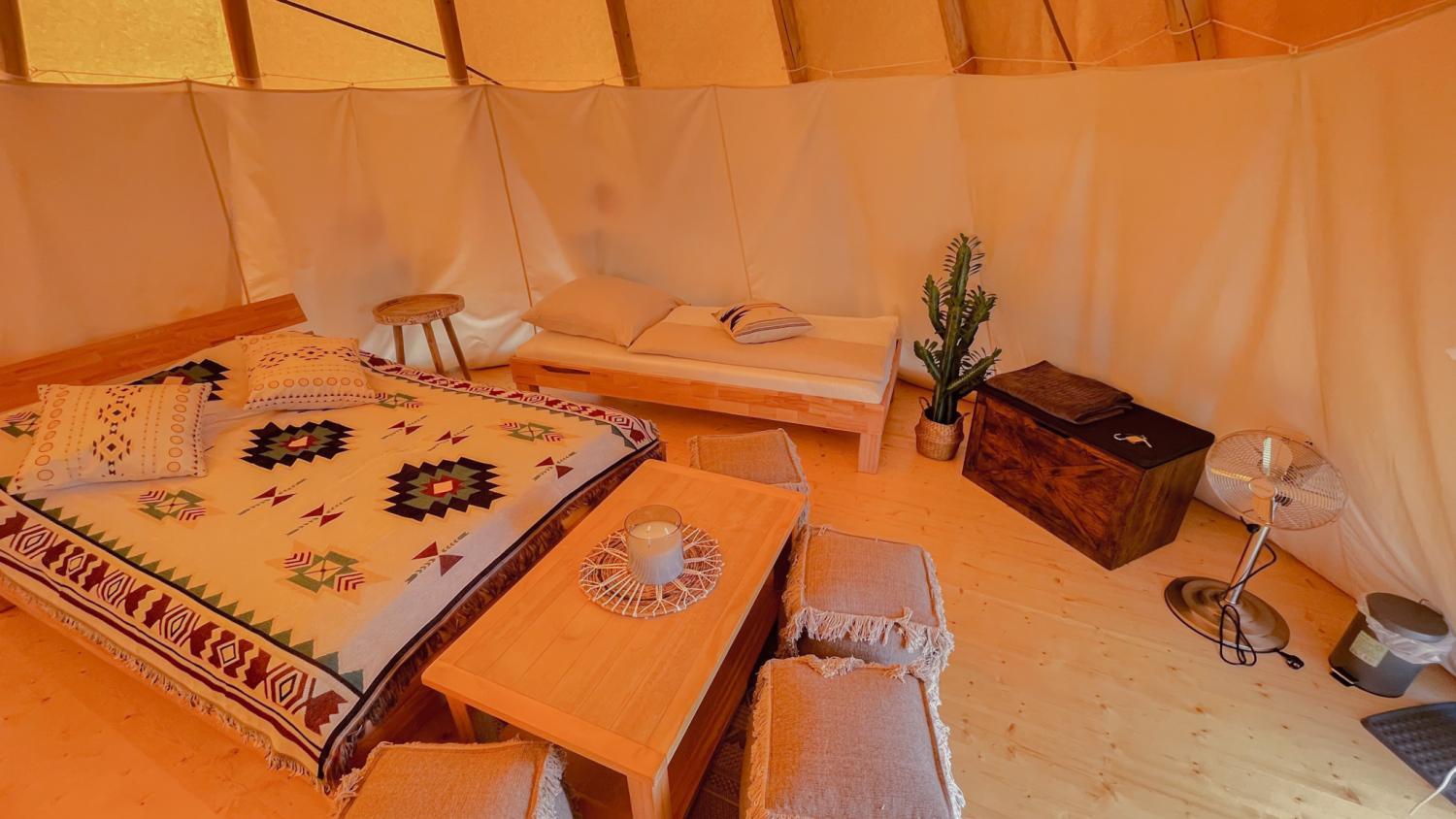 FalkenburgTipi Illinoisアパートメント エクステリア 写真