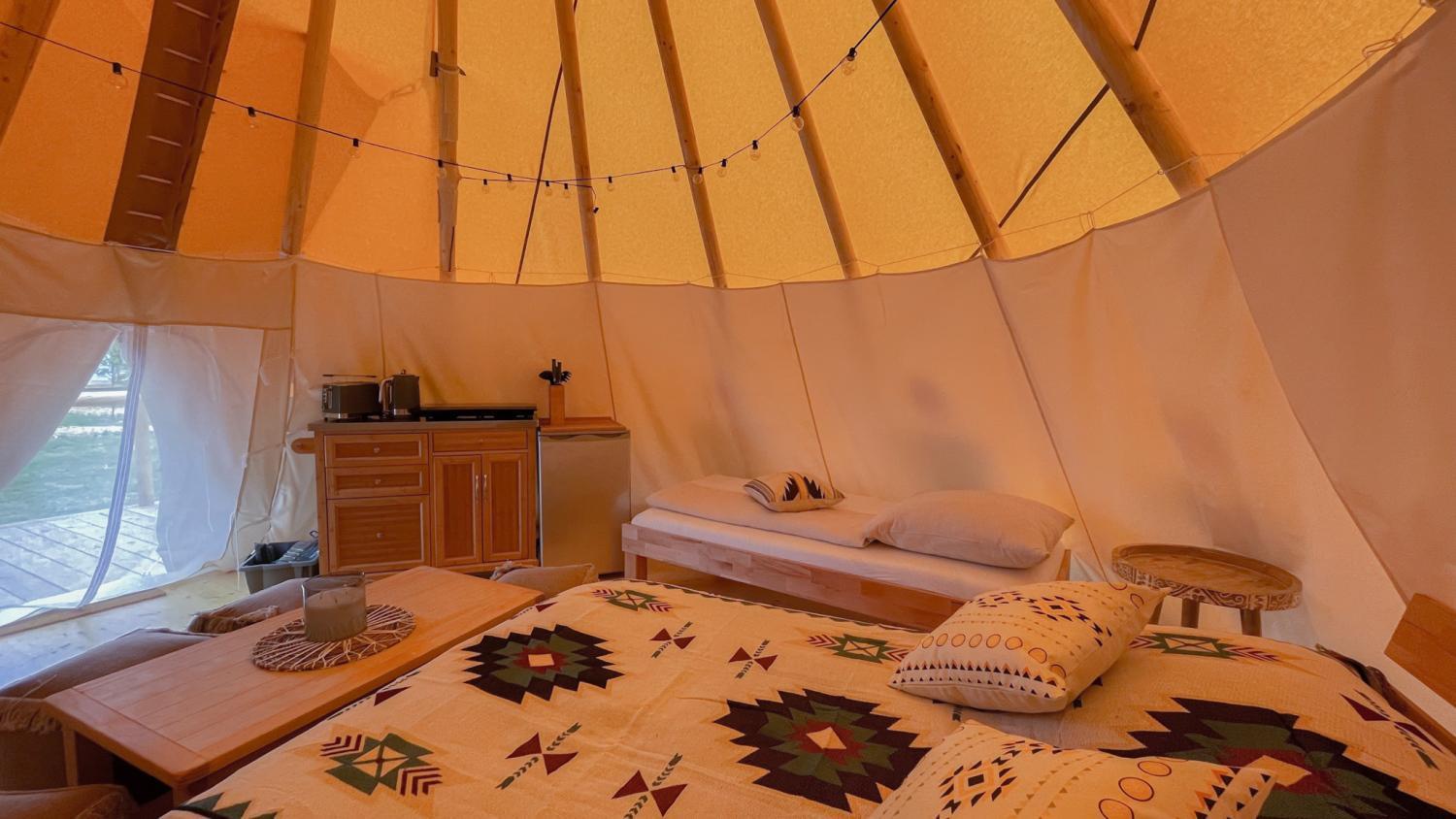 FalkenburgTipi Illinoisアパートメント エクステリア 写真